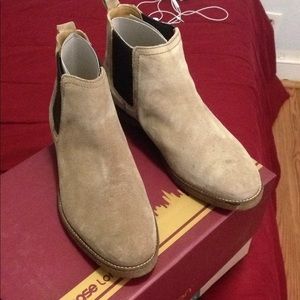 Men's size 8 base London Chelsea boots